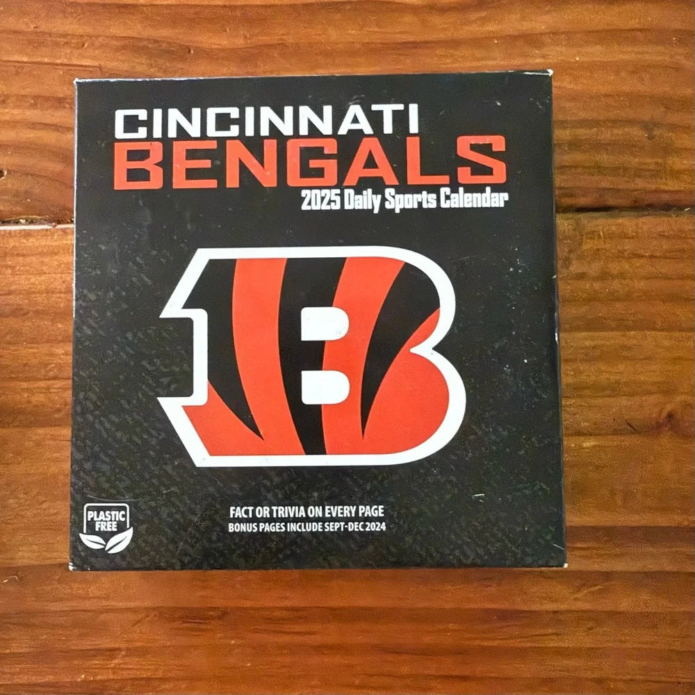 Cincinnati Bengals- 2025 Daily Desk Calendar